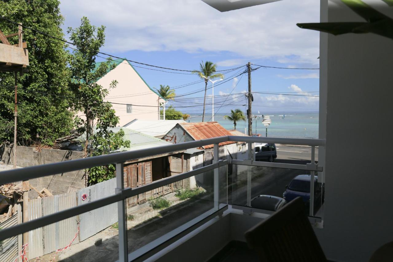 Dlo Doubout Les Pieds Dans L'Eau Apartment Sainte-Anne  Ngoại thất bức ảnh